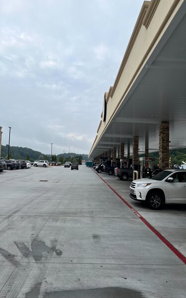 buc-ee's stock fuel pumps